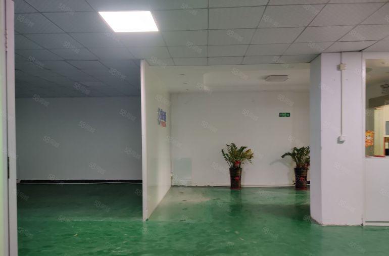 大岭山大塘新出二楼整层厂房1280平方带精装修，超低价格出租