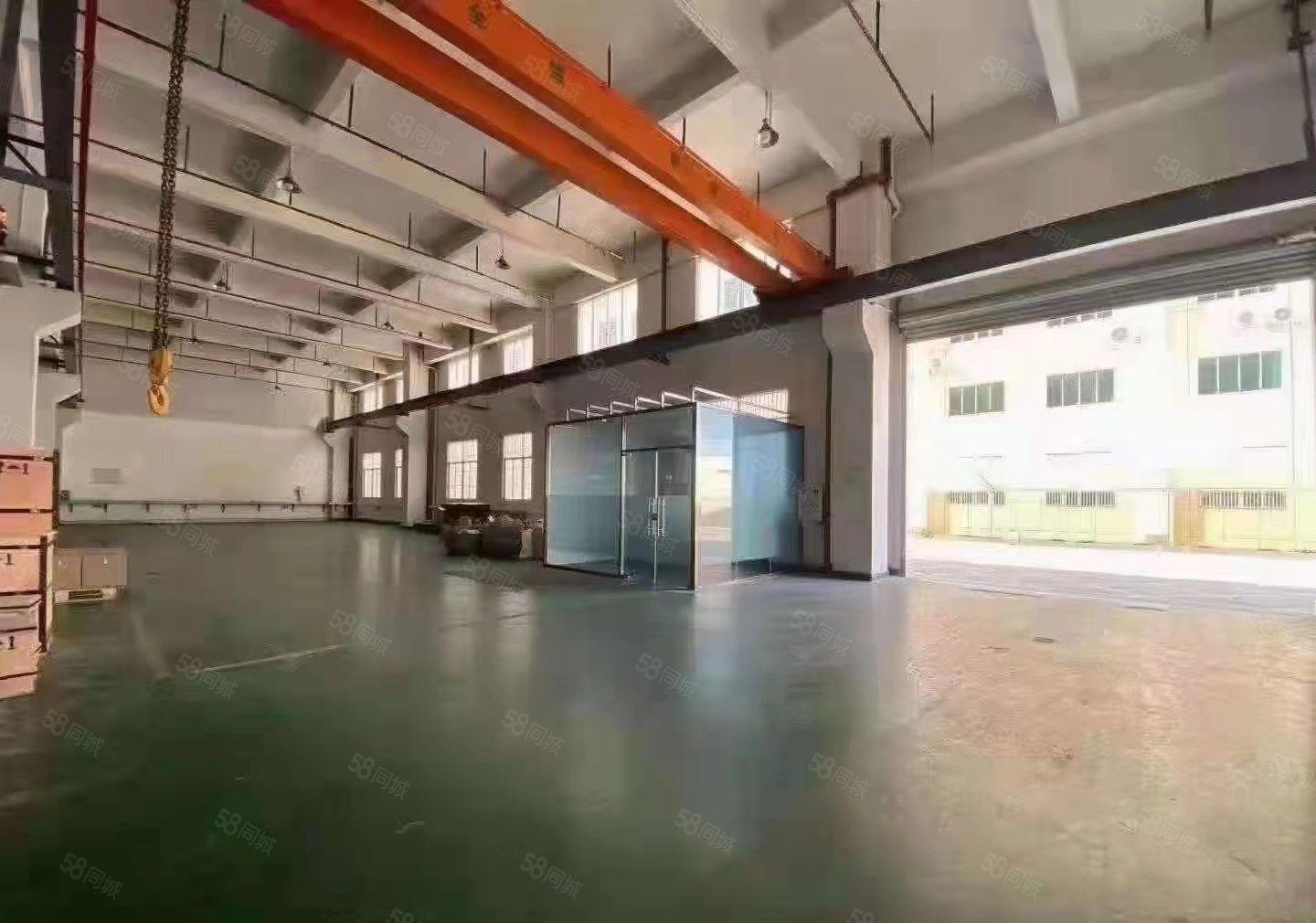 大岭山杨屋工业区新出一楼800平方，带行车7米高水电到位