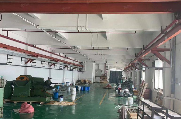 大岭山颜屋一楼厂房出租 带航车 现成装修 超低价 交通方便