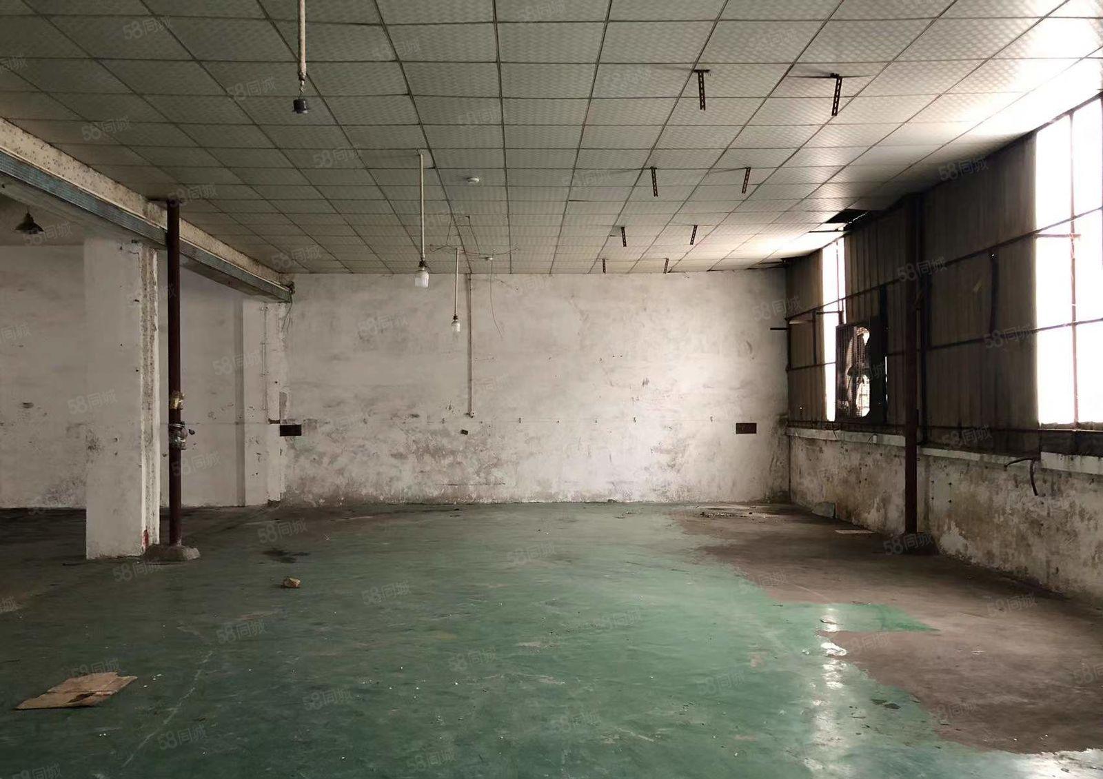 大岭山马蹄岗石大路旁，靠松山湖，580平一楼厂房出租