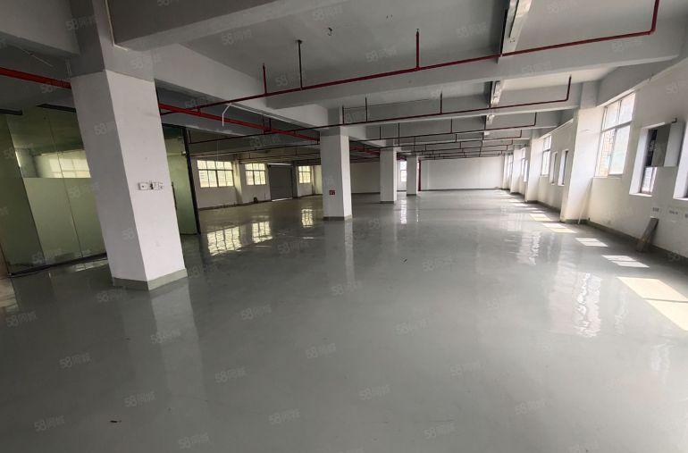 大岭山主干道旁原房东楼上无尘车间800平厂房出租可办环评