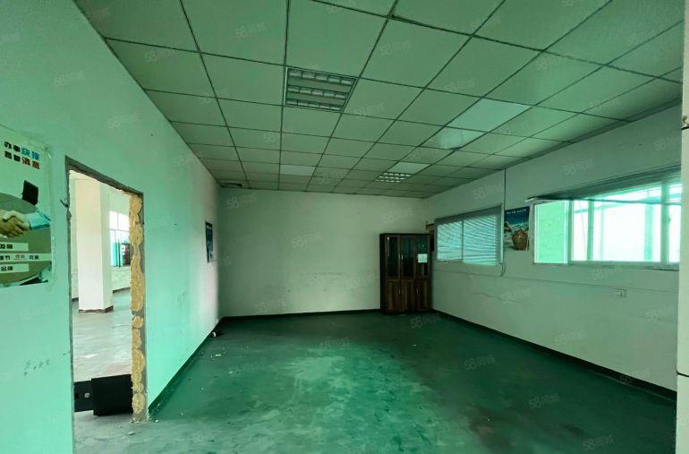 大岭山颜屋 独门独院  原房东1200平实际面积出租