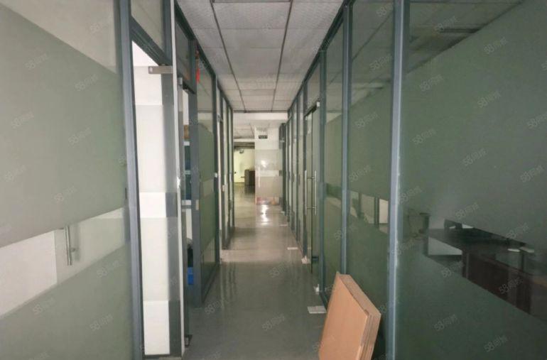 重工业福音 大岭山厂房出租1700平 靠近国道好进车可分租