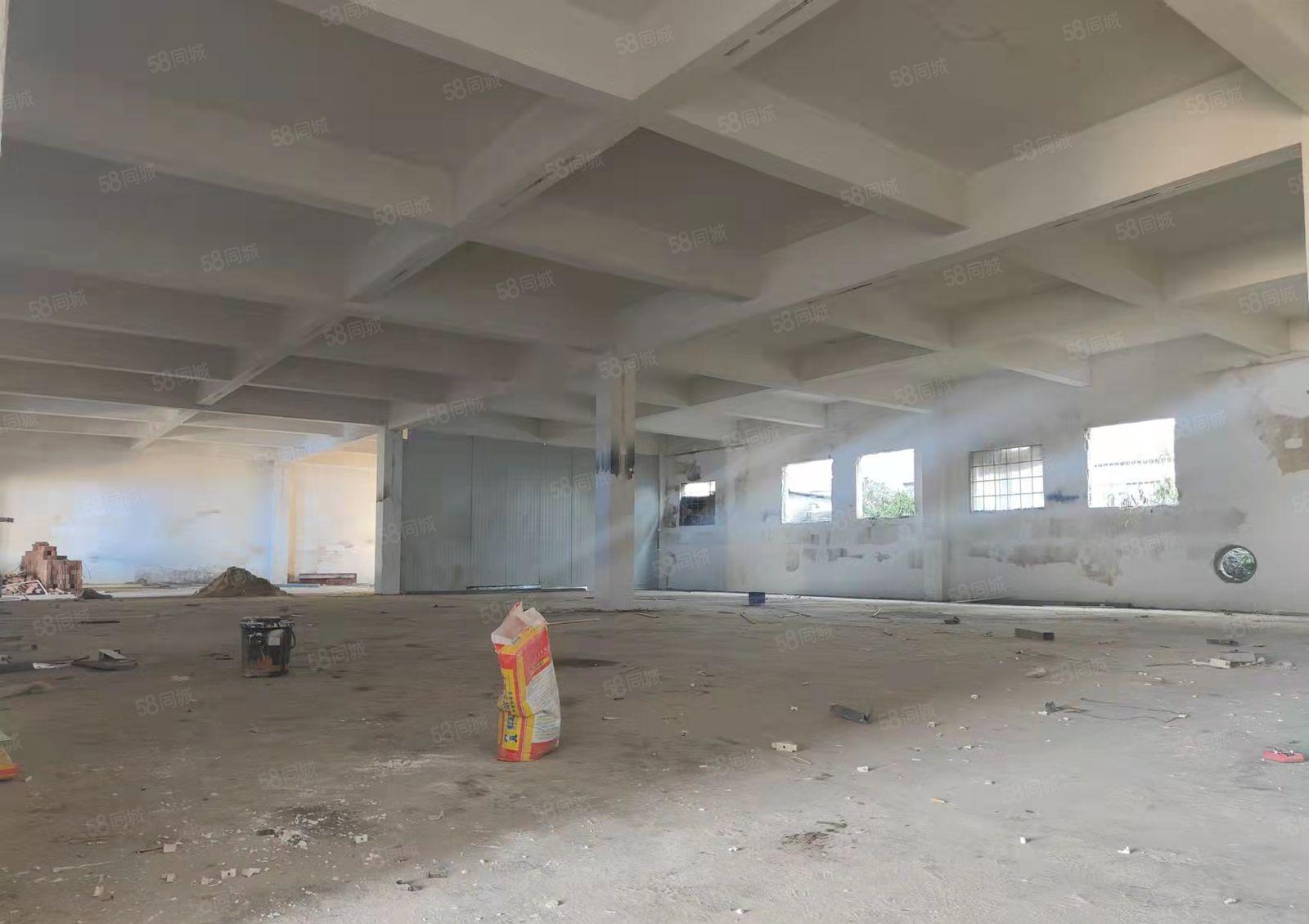 新出独门独院3000平厂房出租，适合各类行业，可以办理环评！