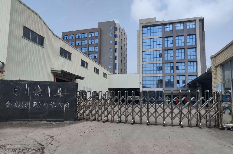 大岭山高速路口原房东独门独院单一层厂房仓库，带牛腿，超大空地