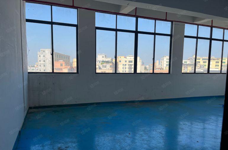 大岭山镇颜屋楼上600平精装修厂房 易招工临近深圳