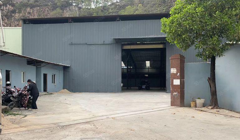 大岭山靠山边，单一层独院厂房出租 超低价 精装修不限行业