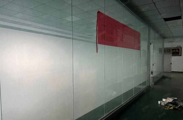 大岭山镇金桔村楼上2200平精装修 石大路边上 好招工