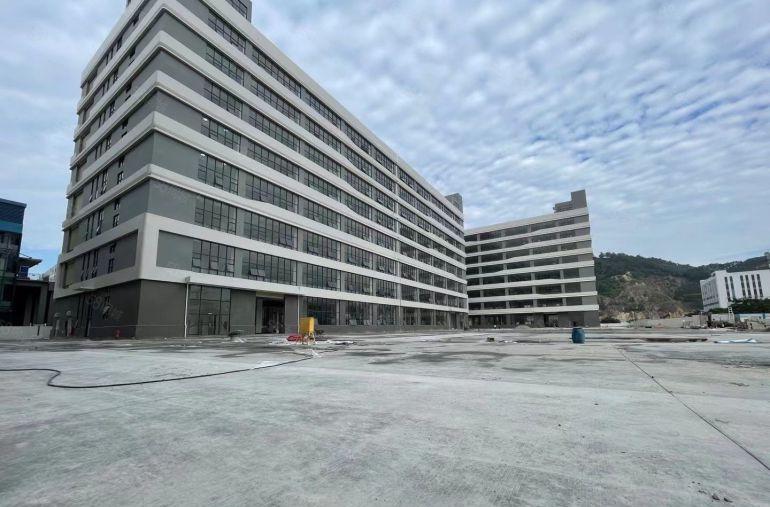 大岭山全新科技园标准原房东厂房500平米起出租