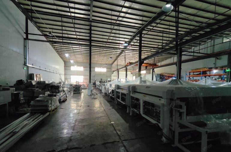 大岭山原房东钢构1000平带航车办公室装修，水电齐全交通便利