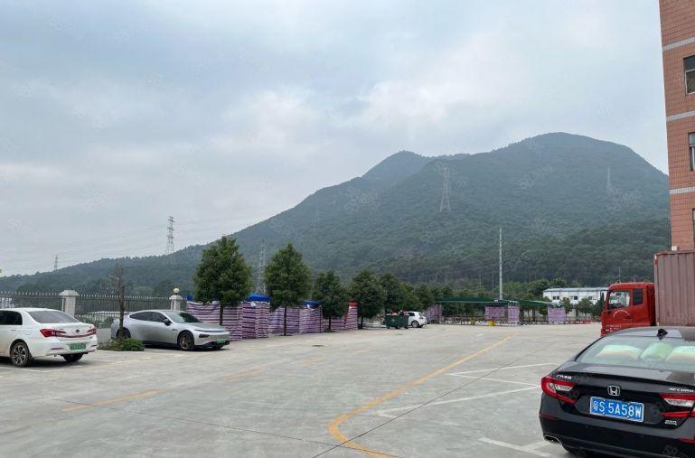 低价厂房出租大岭山杨屋楼上洁净车间900平带精装修现成地坪漆