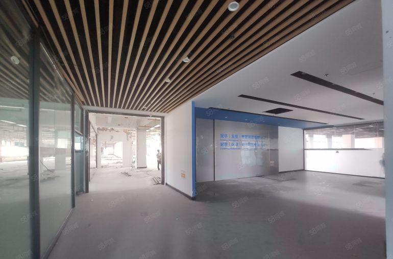 大岭山杨屋三楼5000平方精装修厂房出租