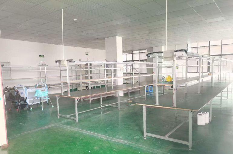 大岭山莞长路边新空出楼上500平现成精装修厂房出租 超低价