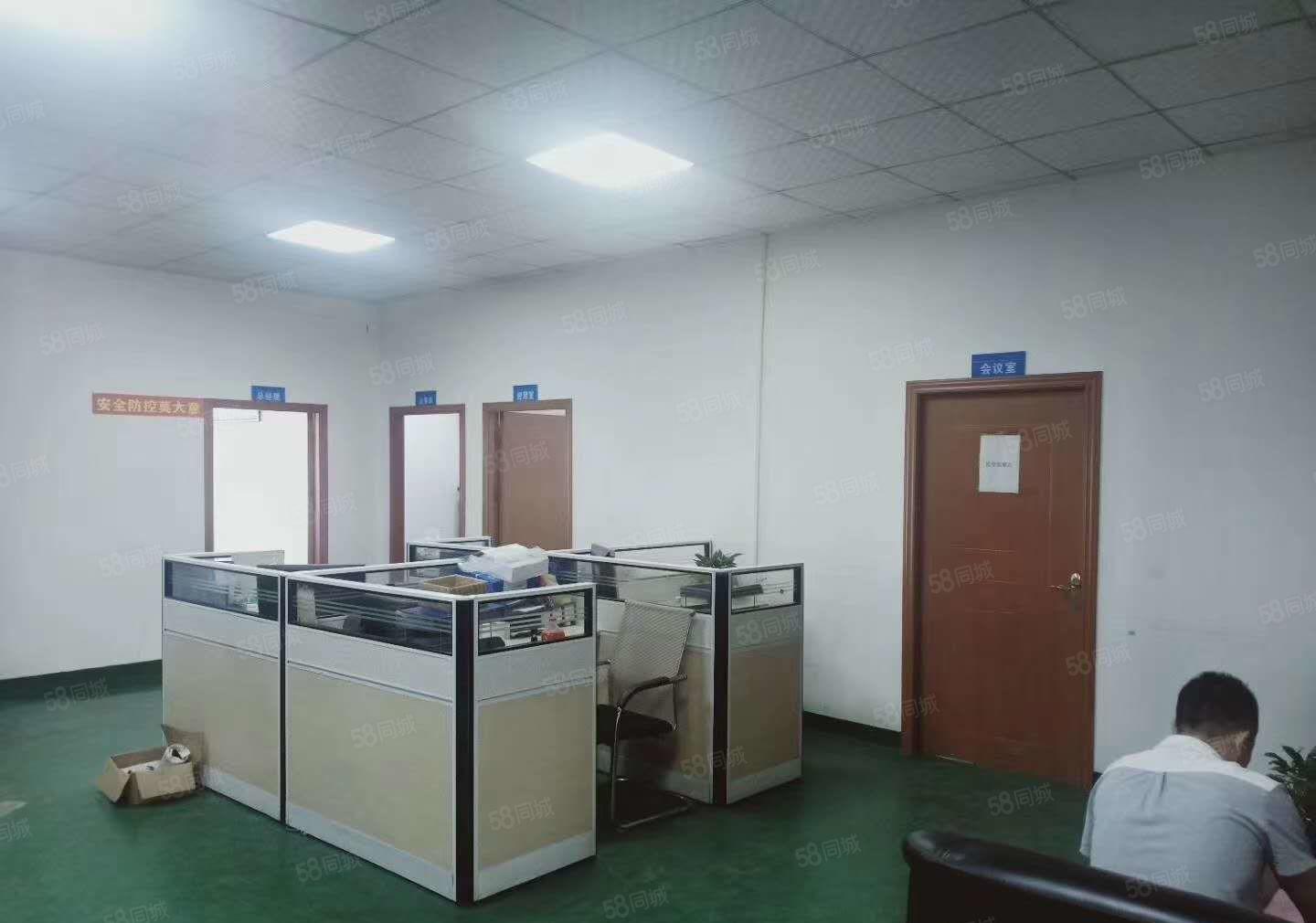 大岭山新出工业园楼上1750厂房出租，可大小分租，租金优惠