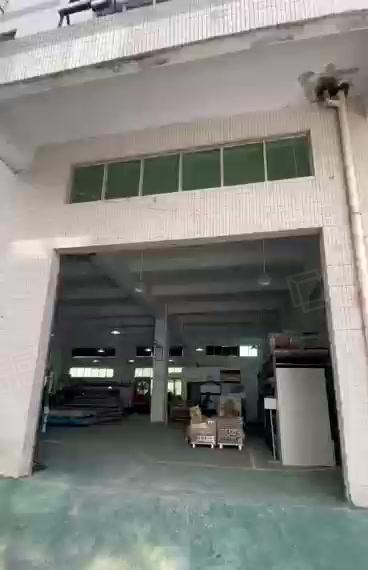 正在搬空！大岭山杨屋高速口，一楼重工业厂房出租 可分租带装修