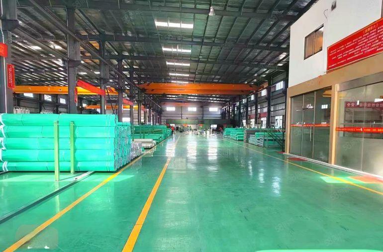 大岭山带行车钢构3800平11米高原房东厂房出租现成水电装修