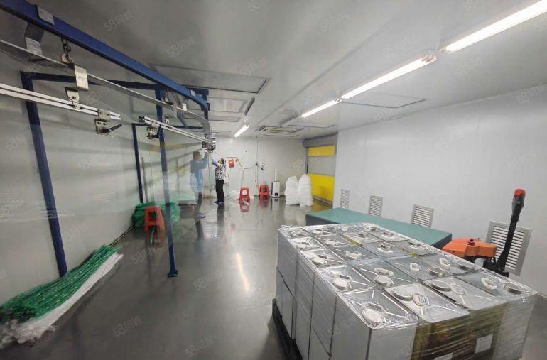 大岭山镇杨屋工业区一楼800平高度6米临近高速路口，低价出租