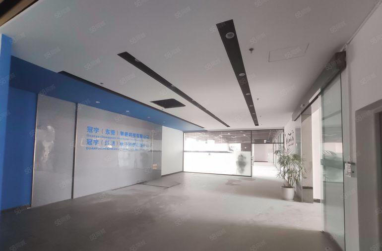 大岭山杨屋三楼5000平方精装修厂房出租