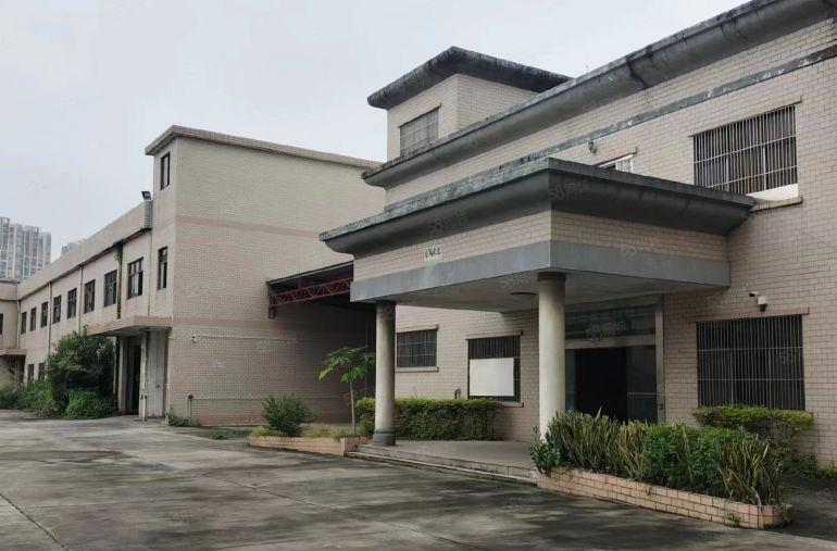 大岭山靠近莞长路13000平方豪华装修厂房出租 拎包生产