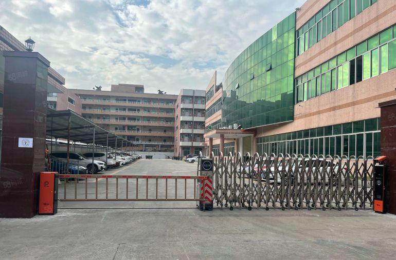 （独院）原房东大岭山新出8000平方现成装修水电齐全厂房出租