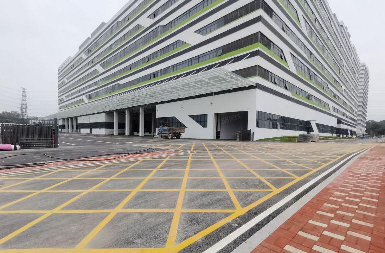 原房东9元低价甩租大岭山松山湖5千平面积实在一楼仓库厂房出租