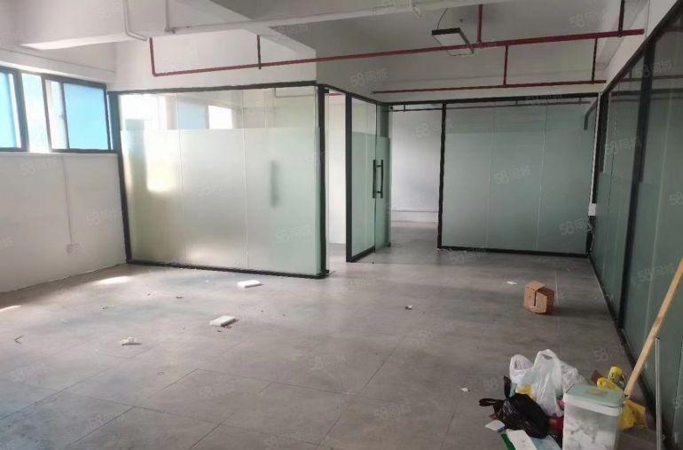 大岭山镇杨屋村标准1楼545平高度6米精装修阁楼办公室低价租