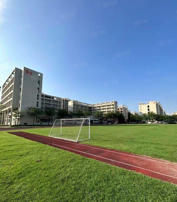 大岭山花园式厂房 空地大 精装修 带卸货平台 适合电子 设备