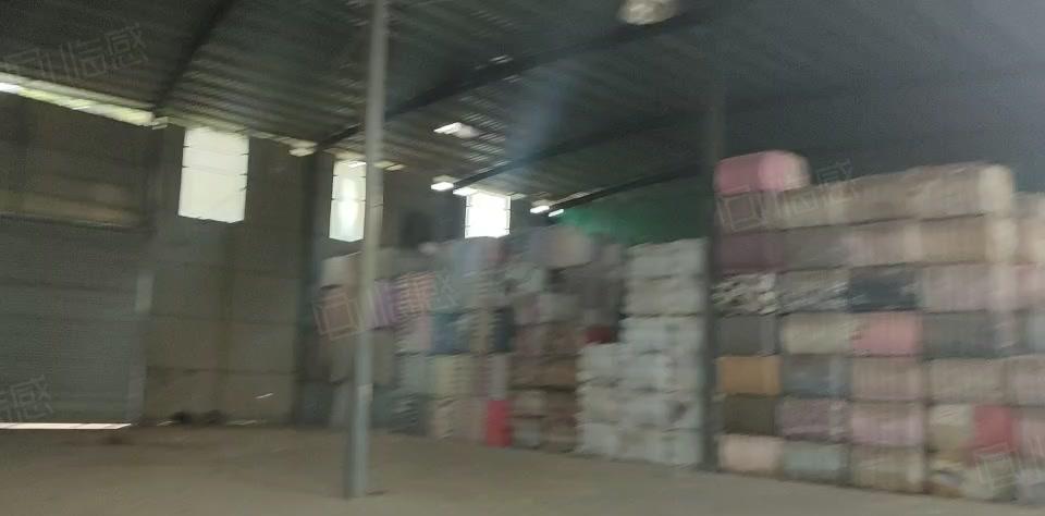 大岭山新出钢构厂房出租，低价！850平方水电齐全可做任何行业