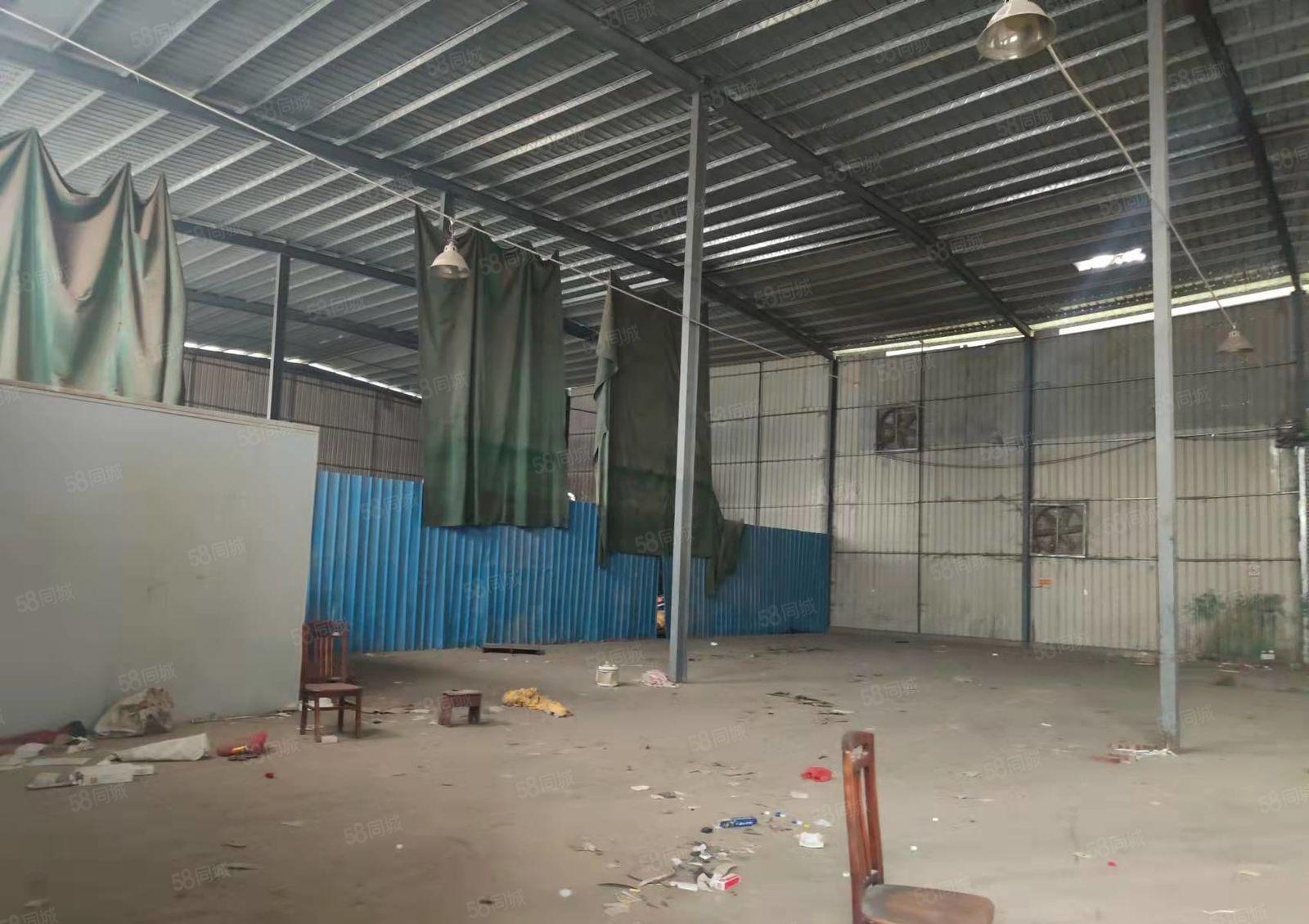 大岭山新出钢构厂房出租，低价！850平方水电齐全可做任何行业