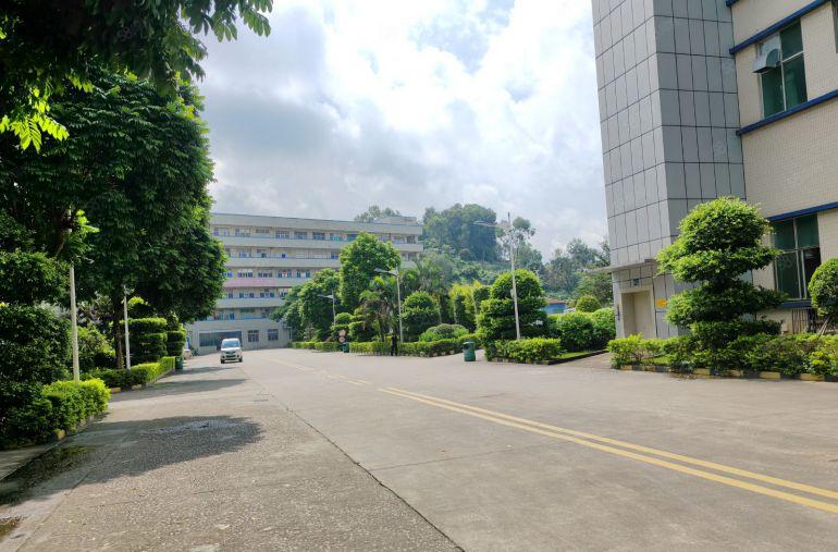 大岭山原房东花园式标准厂房现成豪华装修洁净车间，实际面积出租