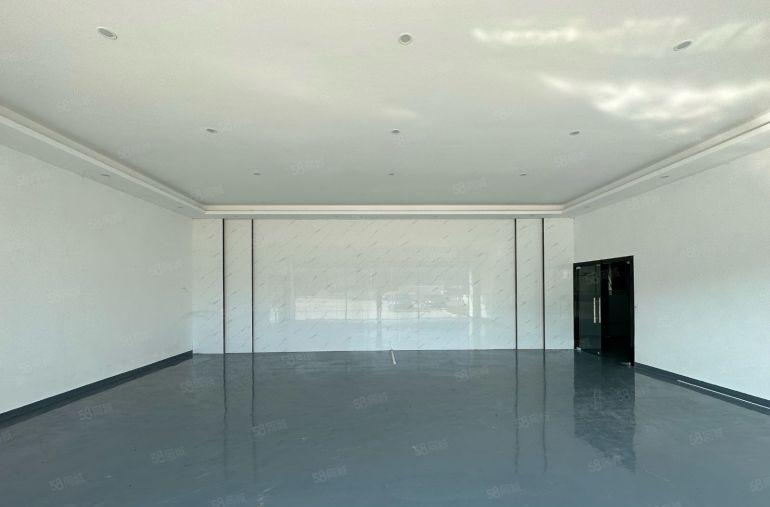 大岭山低价厂房出租4000平方带精装修水电齐全空地超大