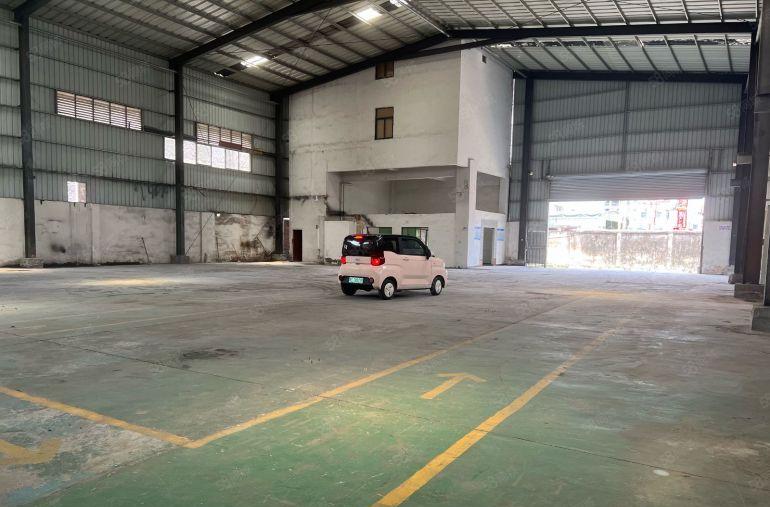 大岭山镇大沙村钢结构1500平方高度8米现成办公室低价出租