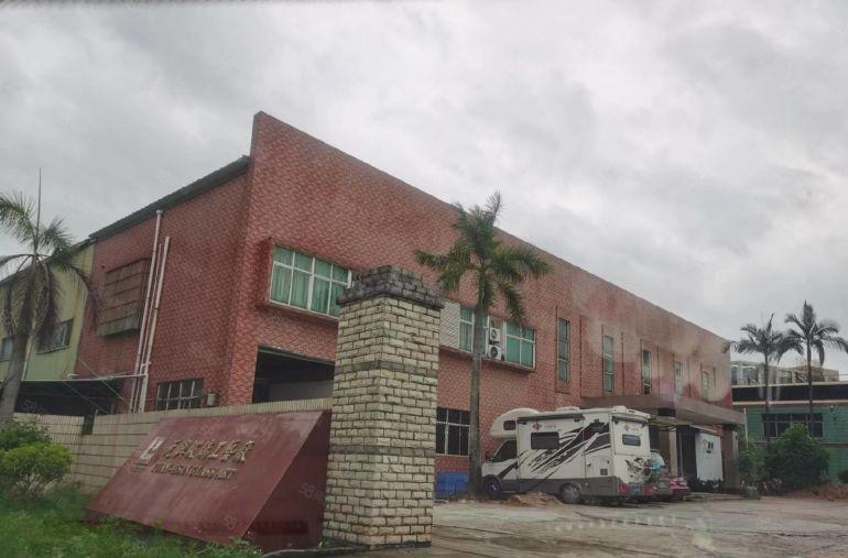 靠深圳大岭山杨屋单一层钢构厂房分租1000平方无柱子低价便宜