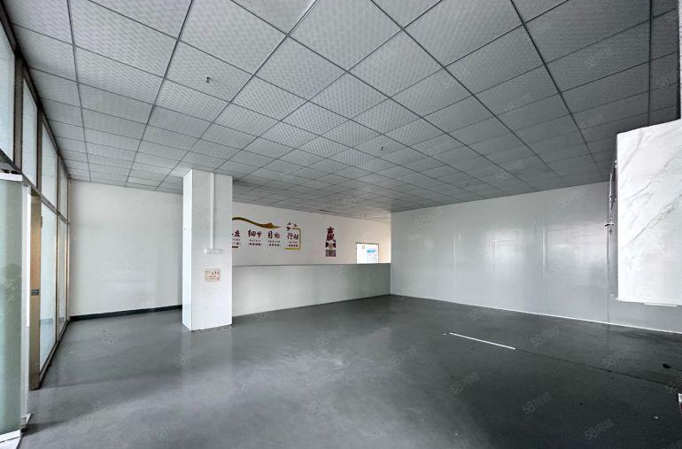 大岭山 精装修  3000方空地免费使用，停车方便