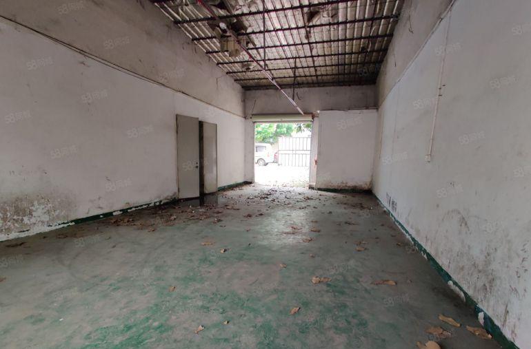 向东工业区单一层钢构小独院厂房300平方，现成装修水电齐全