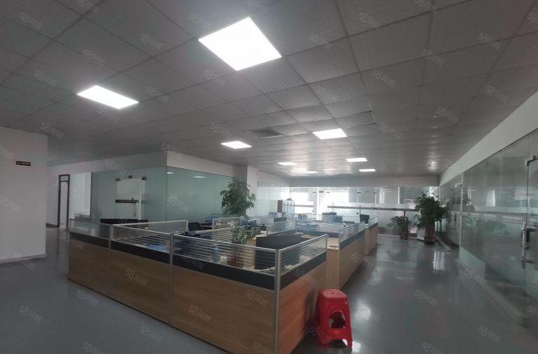 大岭山杨屋二楼2000平方精装修厂房出租