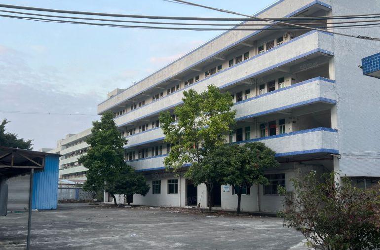 石碣中心成熟工业区新出独院厂4800平小可以分租800平