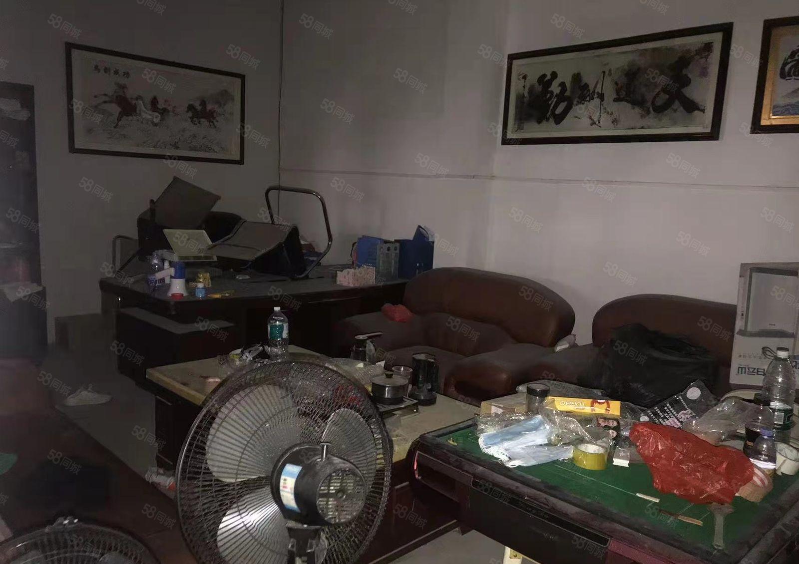 石碣小独院668平米厂房火爆出租