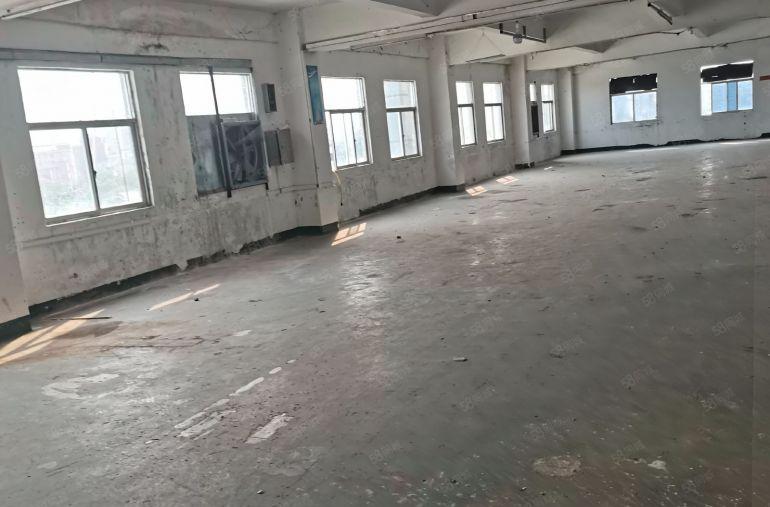 石碣独门独院楼上厂房1000平方！报价10