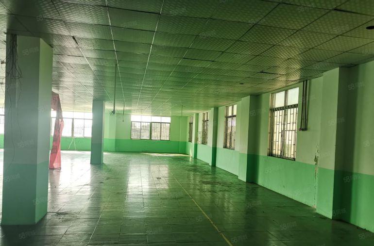东莞石碣镇带现成装修楼上厂房850平方主线已到车间两吨电梯