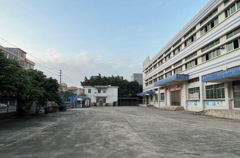 石碣中心成熟工业区新出独院厂4800平小可以分租800平