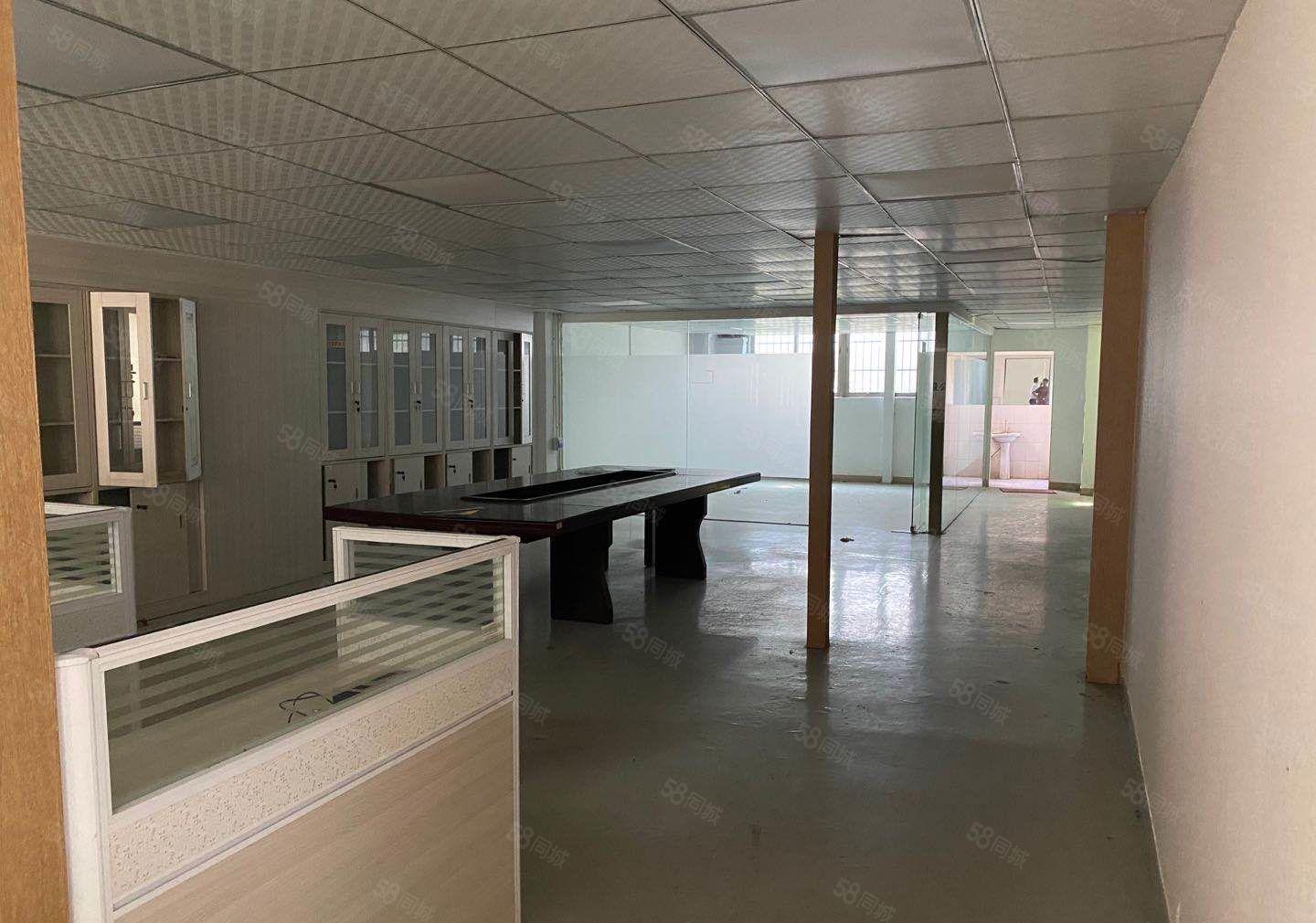 石碣唐洪招租独院厂房一楼500平方，实际面积无公摊，现成装修