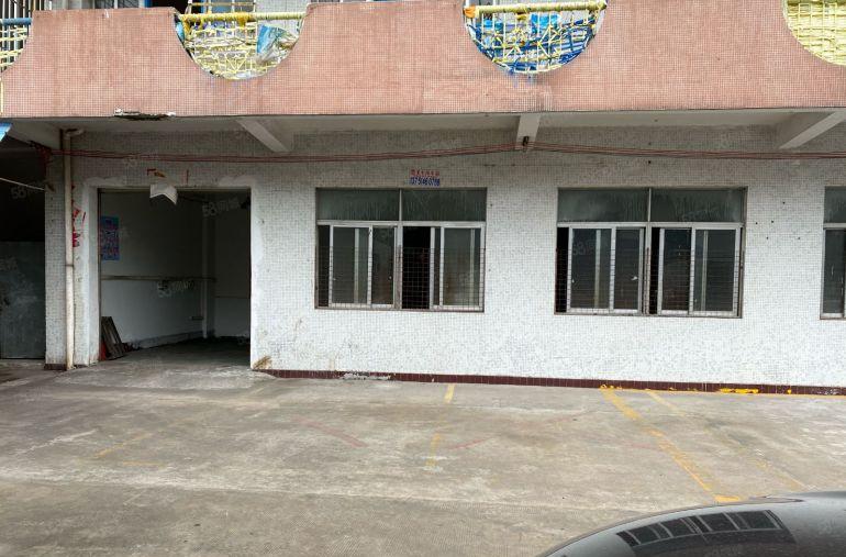 石碣标准厂房，招工方便，出入便利