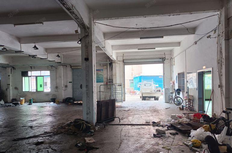 石碣标准独门独院工业厂房，一楼800平方，办公室水电齐全！