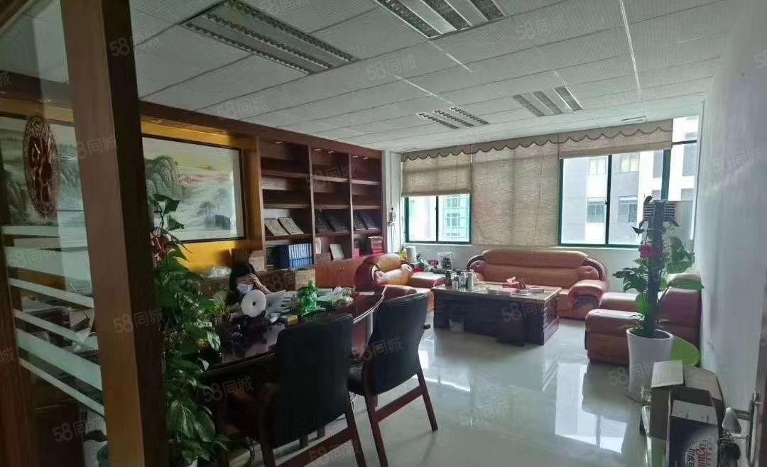 石龙独门独院单一层厂房出租，带20吨行车。办公室豪装