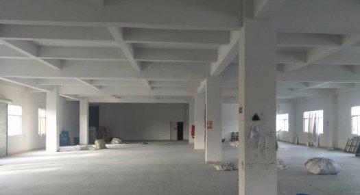 凤岗靠近大运城邦楼上厂房出租1600平水电齐全面积实在