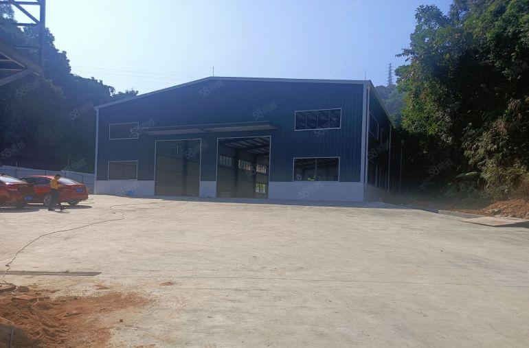 清溪镇小独院钢构1500平,只要15元，形象非常好，高度8米