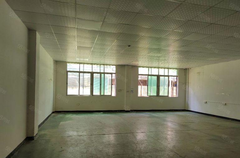 低价标准厂房一楼18块，层高5米。大小可分租！