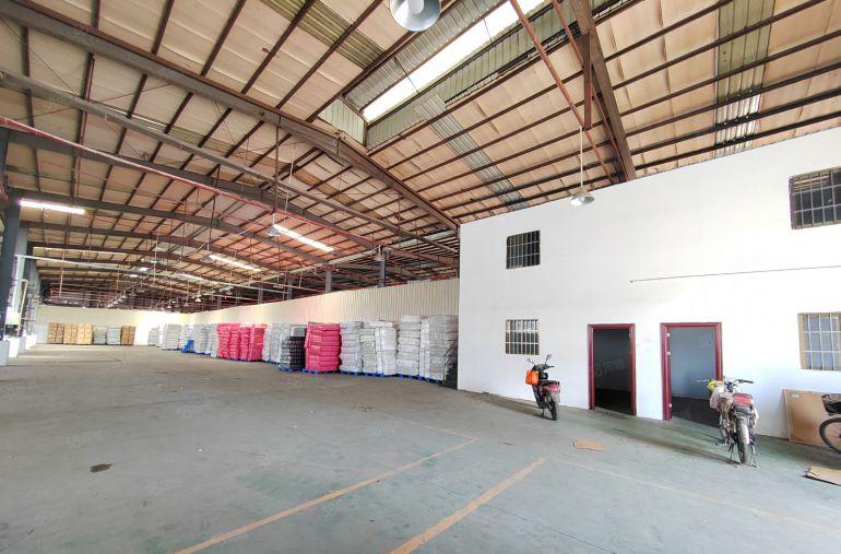 清溪镇钢构厂房16元出租，面积1500平米，水电齐全，高8米