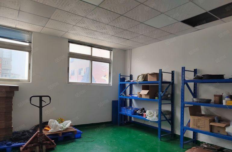 清溪镇大利村 原房东标准楼上300平厂房出租 带装修办公室